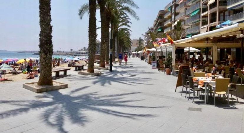 Beautiful Apartment Near Playa De Los Locos Торевьиа Экстерьер фото