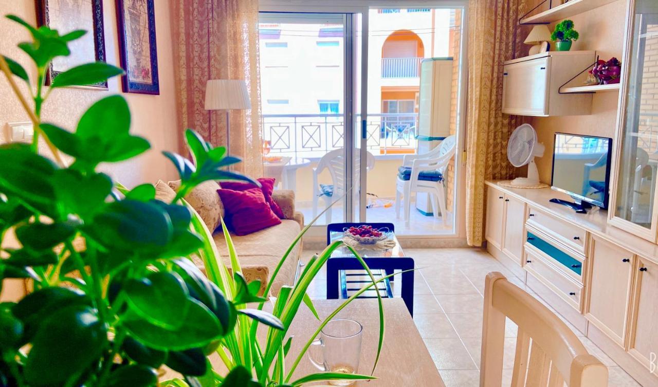 Beautiful Apartment Near Playa De Los Locos Торевьиа Экстерьер фото