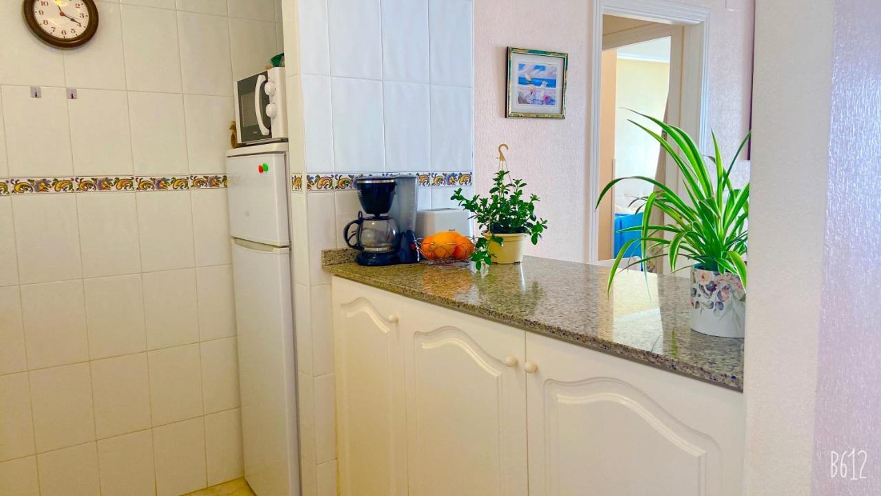 Beautiful Apartment Near Playa De Los Locos Торевьиа Экстерьер фото