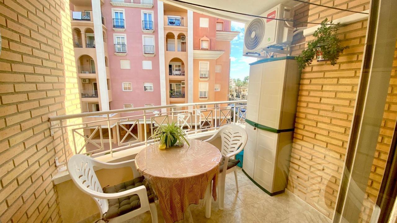 Beautiful Apartment Near Playa De Los Locos Торевьиа Экстерьер фото